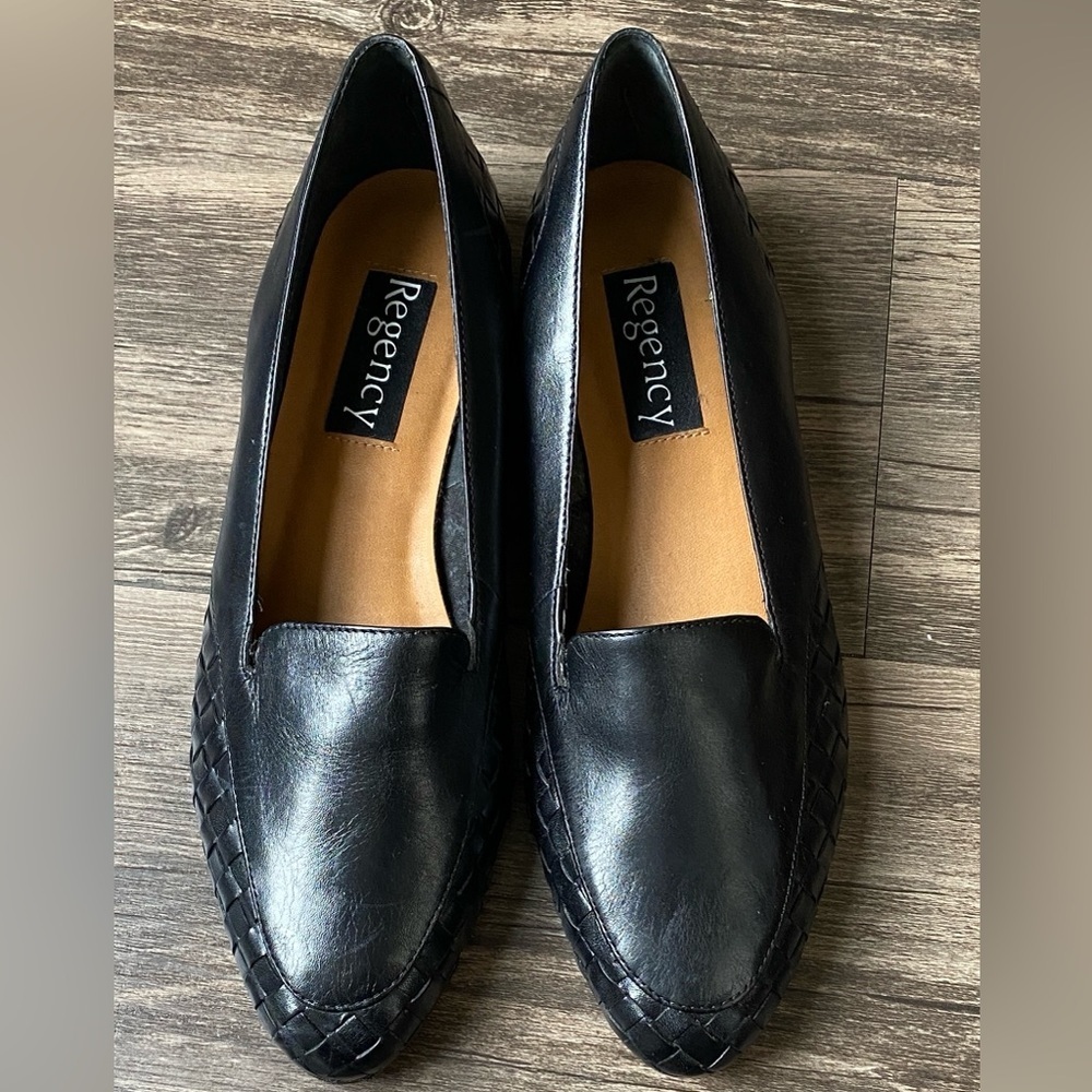 NEW Regency Black Woven Leather Loafers Size 8.5 Women’s Slip On Flats